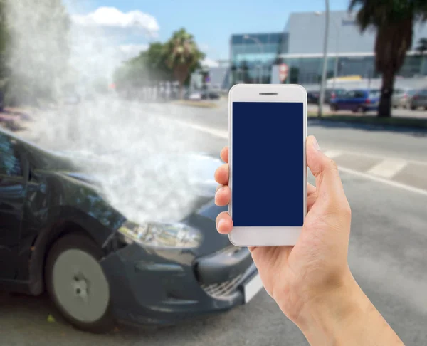 Tomar una foto para mi coche de seguros —  Fotos de Stock