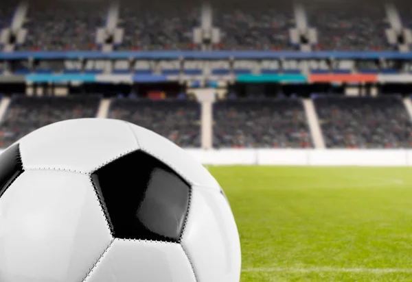 Soccerball på stadion — Stockfoto