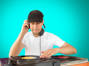 Dj partide karıştırma