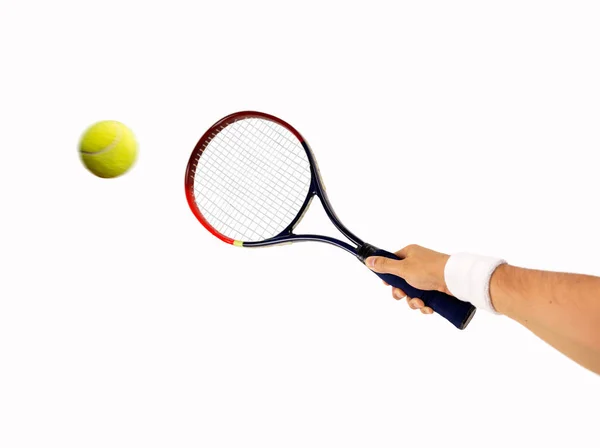 Golpeando la pelota con raqueta — Foto de Stock