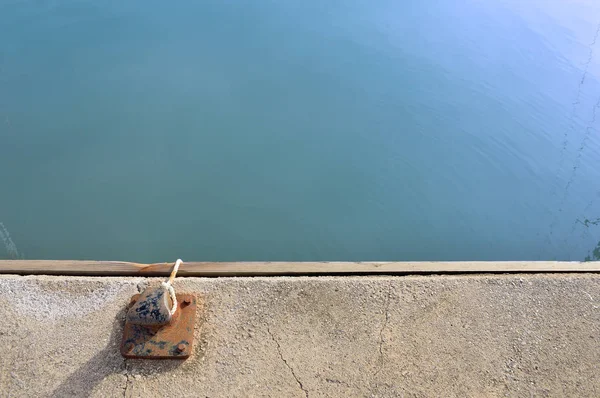 Boat moored at the harbor — Stock Photo, Image