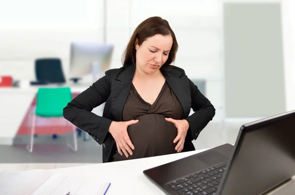 Schmerzen im Büro — Stockfoto