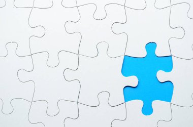 Eksik parçalı yapboz