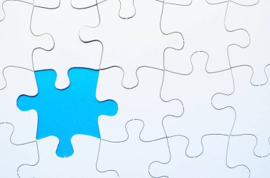 Eksik parçalı yapboz