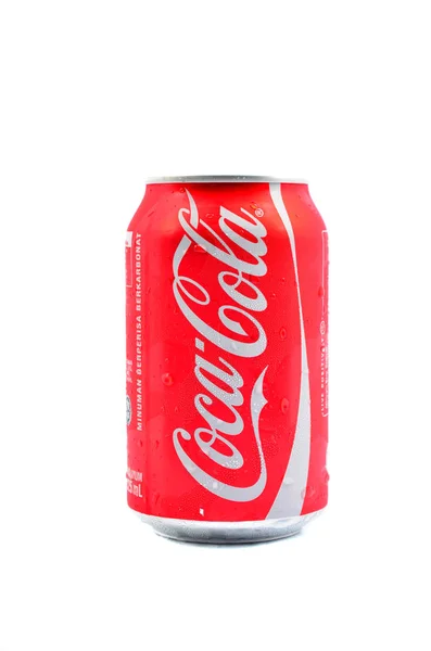 Pahang Malaysia Januar 2015 Redaktionsfoto Einer Klassischen Coca Cola Dose — Stockfoto