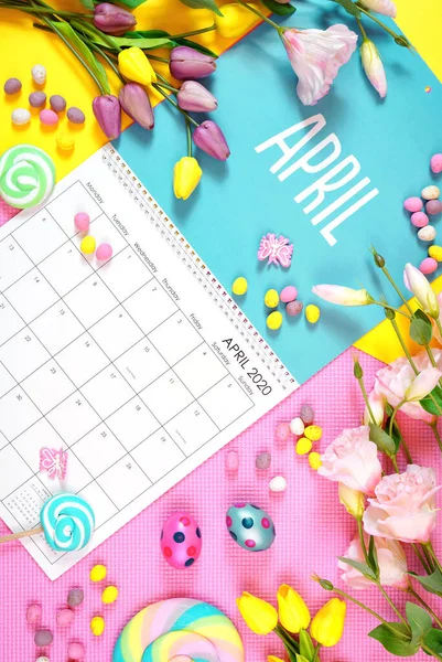 Pagina del calendario di tendenza 2020 per il mese di aprile — Foto Stock
