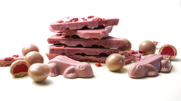 Ruby chocolate macro close up on white background with negative copy space. — Stock Photo, Image