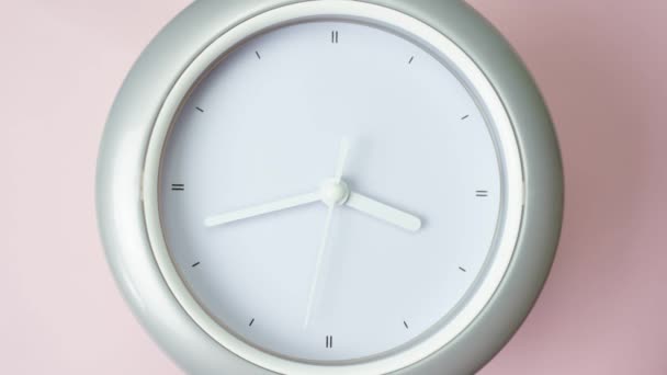 Horloge Design Minimaliste Show Time Sur Fond Rose Time Lapse — Video