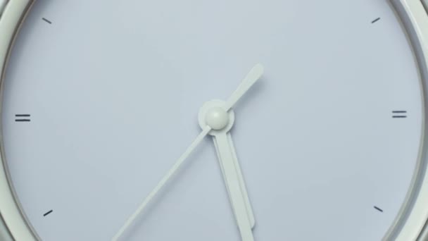 Gros plan Zoom arrière, Horloge design durée minimale 05.15 am or pm .