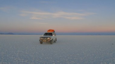 Salar de Uyuni 'de gün batımı, Bolivya Potosi