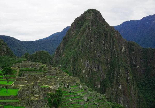 Wayna Picchu Huayna Picchu Montanha Sagrada Dos Incas Machu Picchu — Fotografia de Stock