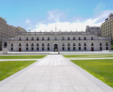 La Moneda, Şili hükümetinin başkanlık sarayı.