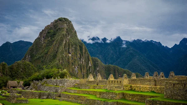 Wayna Picchu Huayna Picchu Montagne Sacrée Des Incas Machu Picchu — Photo