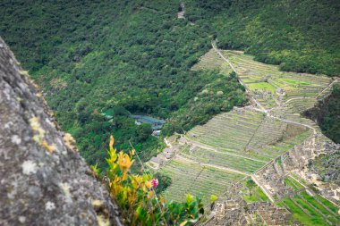 Wayna Picchu 'dan Machu Picchu Manzarası, Huayna Picchu