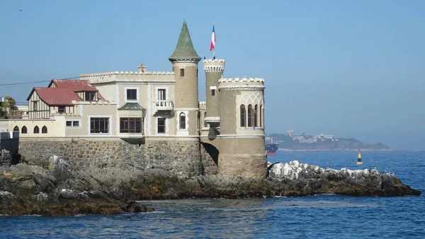 Del mar 'ın deniz kıyısında.