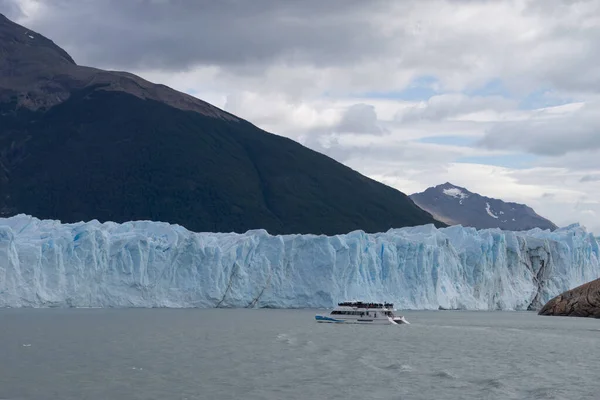 Navegación Glaciar Perito Moreno Ciudad Calafate Argentina — Foto de Stock