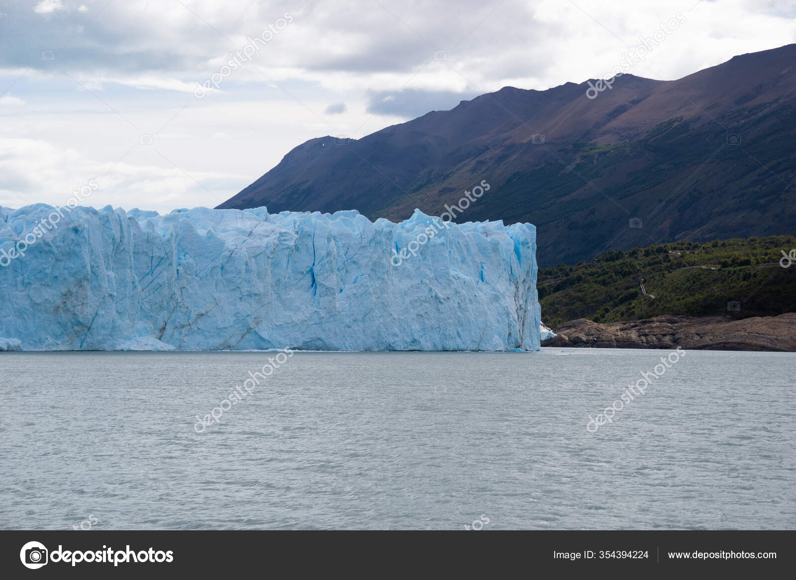 Calafate Argentina Glaciar Perito Moreno Encuentra Ubicado Parque Nacional Los Foto De Stock C Chrisredfield13 Calafate Argentina Glaciar Perito Moreno Encuentra Ubicado Parque Nacional Los Foto De Stock C Chrisredfield13