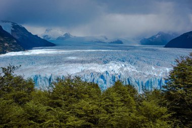 Patagonya 'daki Perito Moreno Buzulu Arjantin' in El Calafate kenti
