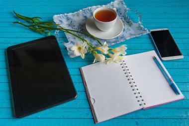 businessmans kahvaltı mavi bir tablo