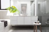 Családi fürdőszoba luxus fehér 