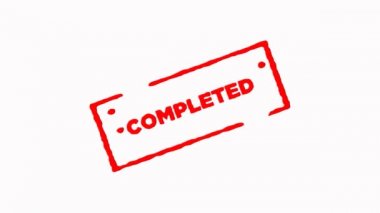 Tamamlandı kırmızı mürekkep damgası vınlamak içinde ve vınlamak dışarı üstünde beyaz arka plan (4k ile anlaşma imzaladı) 