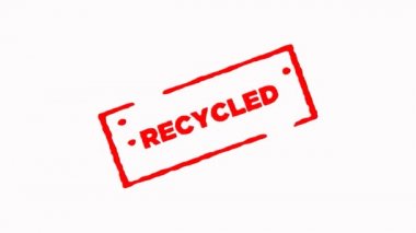 Kırmızı mürekkep damgası yakınlaştırmak ve uzaklaştırmak beyaz arka planda (4 k ile imzalanan geri dönüşümlü) 