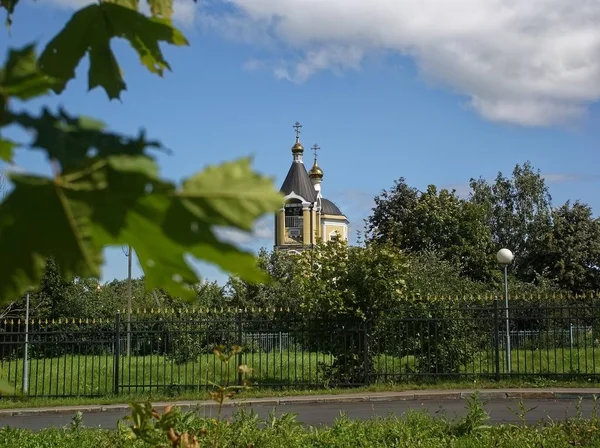 Église Orthodoxe Cause Des Arbres Été Moscou — Photo