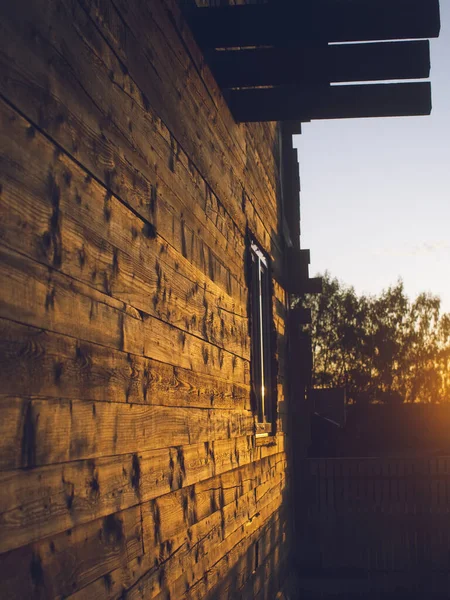 Sonnenlicht Der Wand Eines Holzhauses Russland — Stockfoto