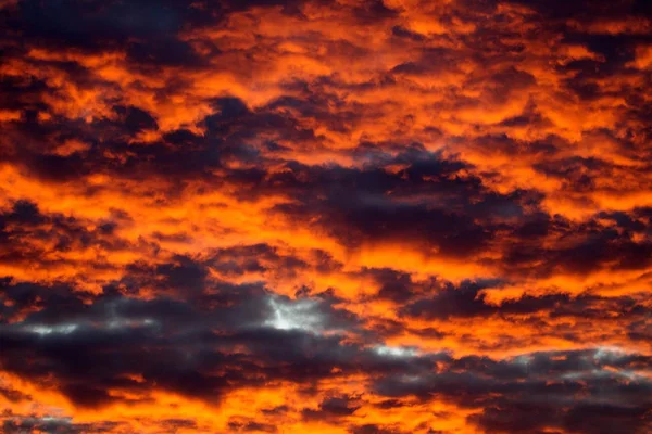 Arancio Brillante Mattina Nuvole Sopra Oude Kene Hoogeveen Paesi Bassi — Foto Stock