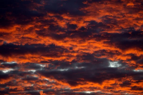 Arancio Brillante Mattina Nuvole Sopra Oude Kene Hoogeveen Paesi Bassi — Foto Stock