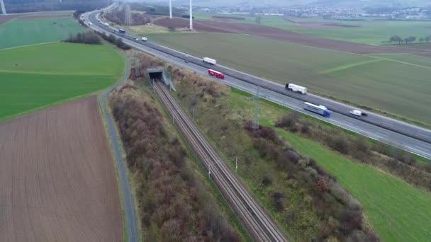 Entrada Túnel Trem Ice Alta Velocidade Rodovia Vista Aérea — Vídeo de Stock