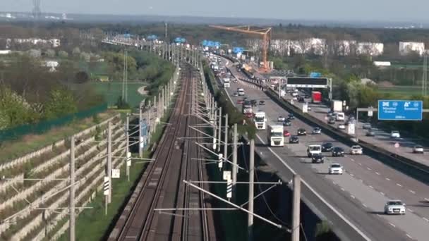 Autopista Alemana Vía Férrea Alta Velocidad Vista Ángulo Alto — Vídeo de stock