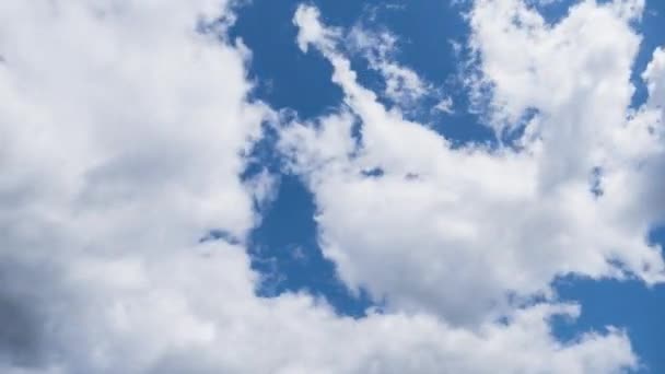 Timelapse Cloudscape Vista Bajo Ángulo — Vídeos de Stock