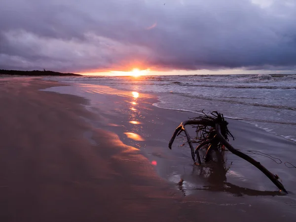 Sonnenuntergang Strand Tolle Meereslandschaft Leba Ostseepolen — Stockfoto