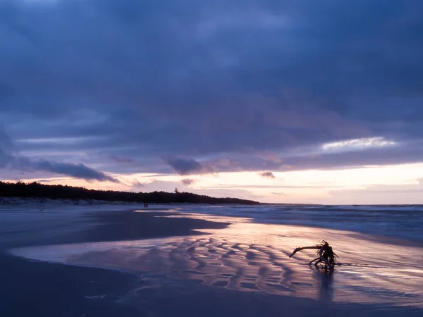 Puesta Sol Una Playa Impresionante Paisaje Marino Leba Mar Báltico — Foto de Stock