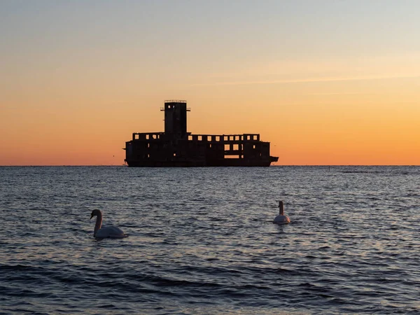 Estación Torpedos Alemania Ruinas Segunda Guerra Mundial Amanecer Dos Cisnes — Foto de Stock