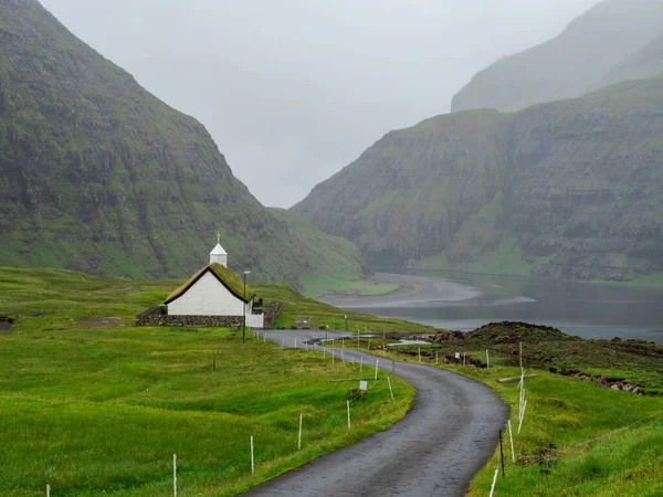 Färöer Streymoy Saksun Blick Auf Die Kirche Und Das Tal — Stockfoto