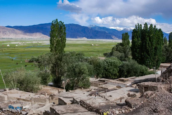 Pueblo Uigur Vista Sobre Los Pastos Que Rodean Cerca Kashgar — Foto de Stock