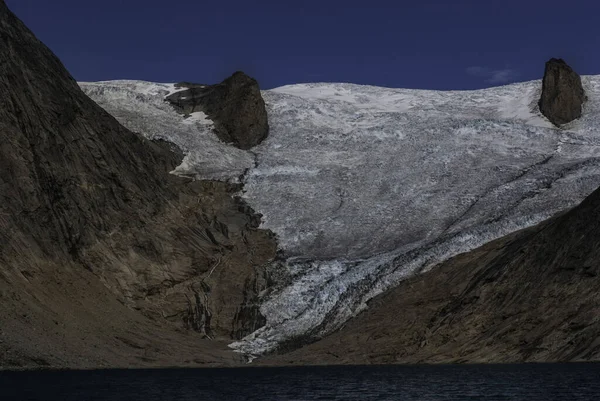 Derreter Iceberg Fiorde Gronelândia Dia Ensolarado — Fotografia de Stock