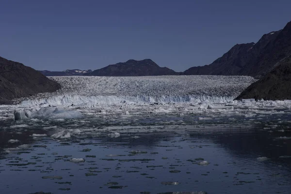 Derretimiento Iceberg Fiordo Groenlandia Día Soleado —  Fotos de Stock