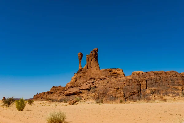 Pináculos Arenisca Desierto Del Sahara Cielo Azul Chad África — Foto de Stock