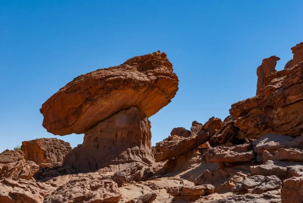 Torres Arenisca Forma Hongo Desierto Ennedi Chad África — Foto de Stock