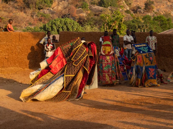 Dassa Benin 2019 Dança Máscara Cerimonial Egungun Vodu África — Fotografia de Stock