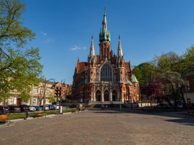 Krakow / Polonya - 27 / 04 / 2020. St. Joseph Kilisesi 'nin Podgorski Pazarı manzarası.