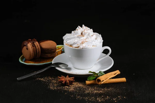 Cup Coffee Creams Black Background — Stock Photo, Image