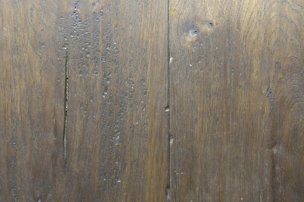 Фон темный старый деревянный паркет крупным планом. Коричневый деревянный фон с большой текстурой из натурального дерева, покрытие с царапинами и канавками . — стоковое фото