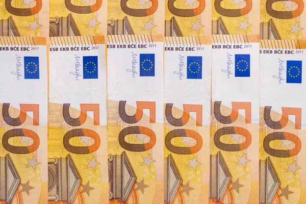 Bankbiljetten Van Euro Liggen Precies Twee Rijen Europese Munt Close — Stockfoto