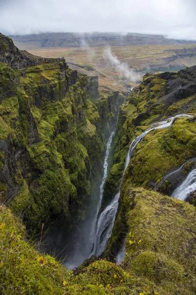Hiking Icelands Second Highest Waterfall Glumur — 스톡 사진