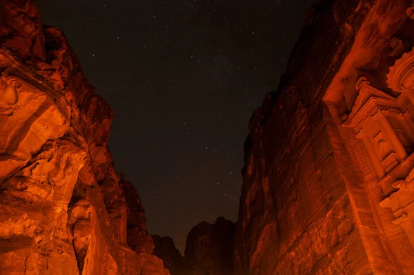 Petra Treasury Night — ストック写真