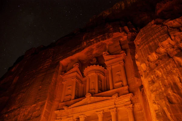 Trésor Petra Nuit — Photo
